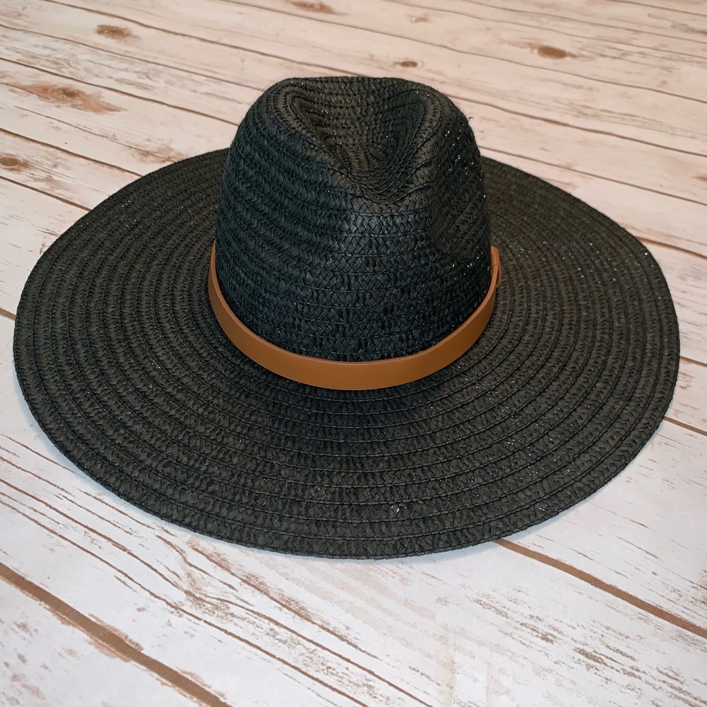 Black Straw / Woven Hat